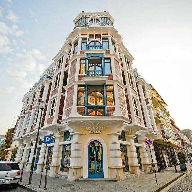 Gallery image