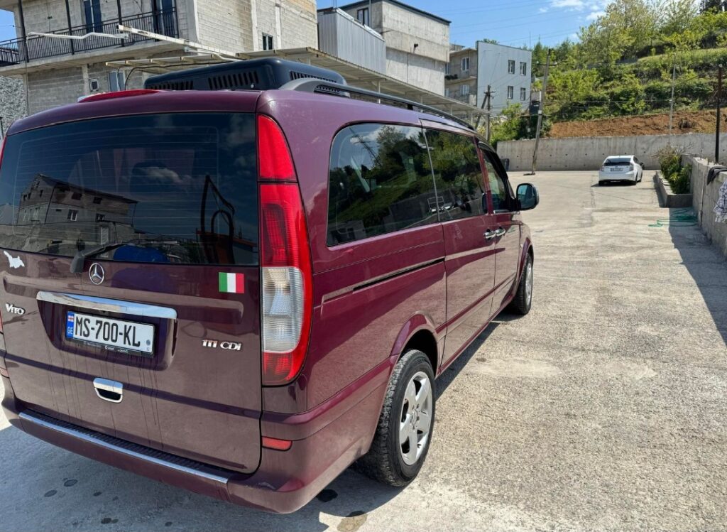 Avto's car